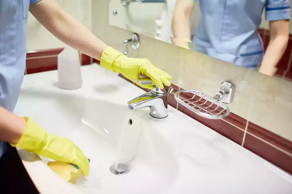 cleaning and facility management